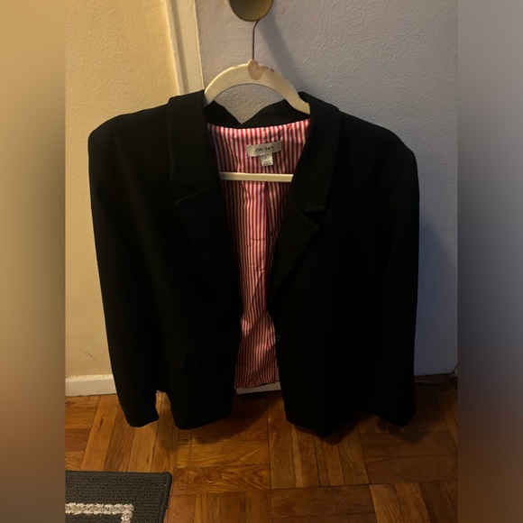 On 34th black blazer brand new! - Picture 3 of 3